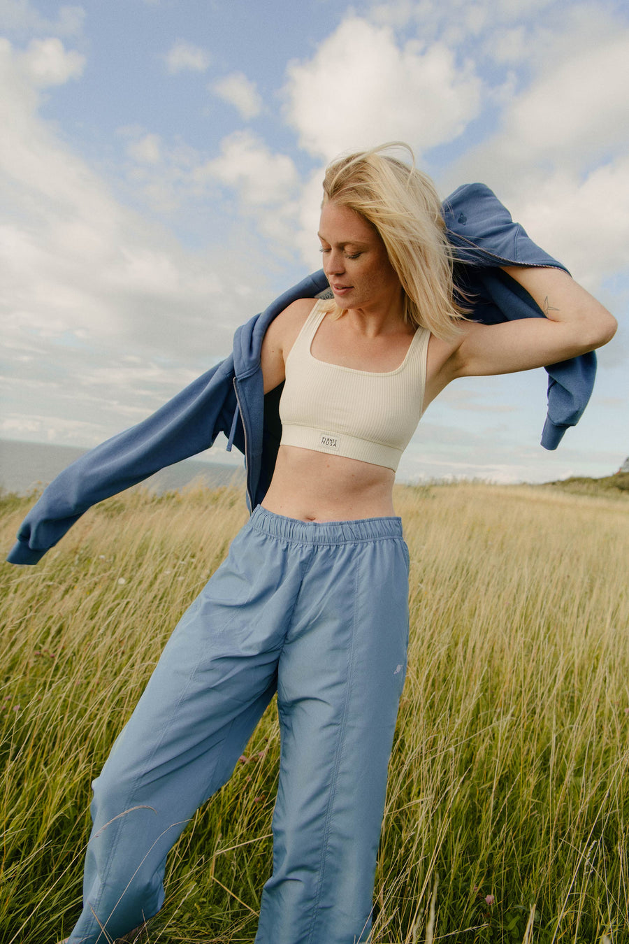 ZIP1 HOODIE CROPPED