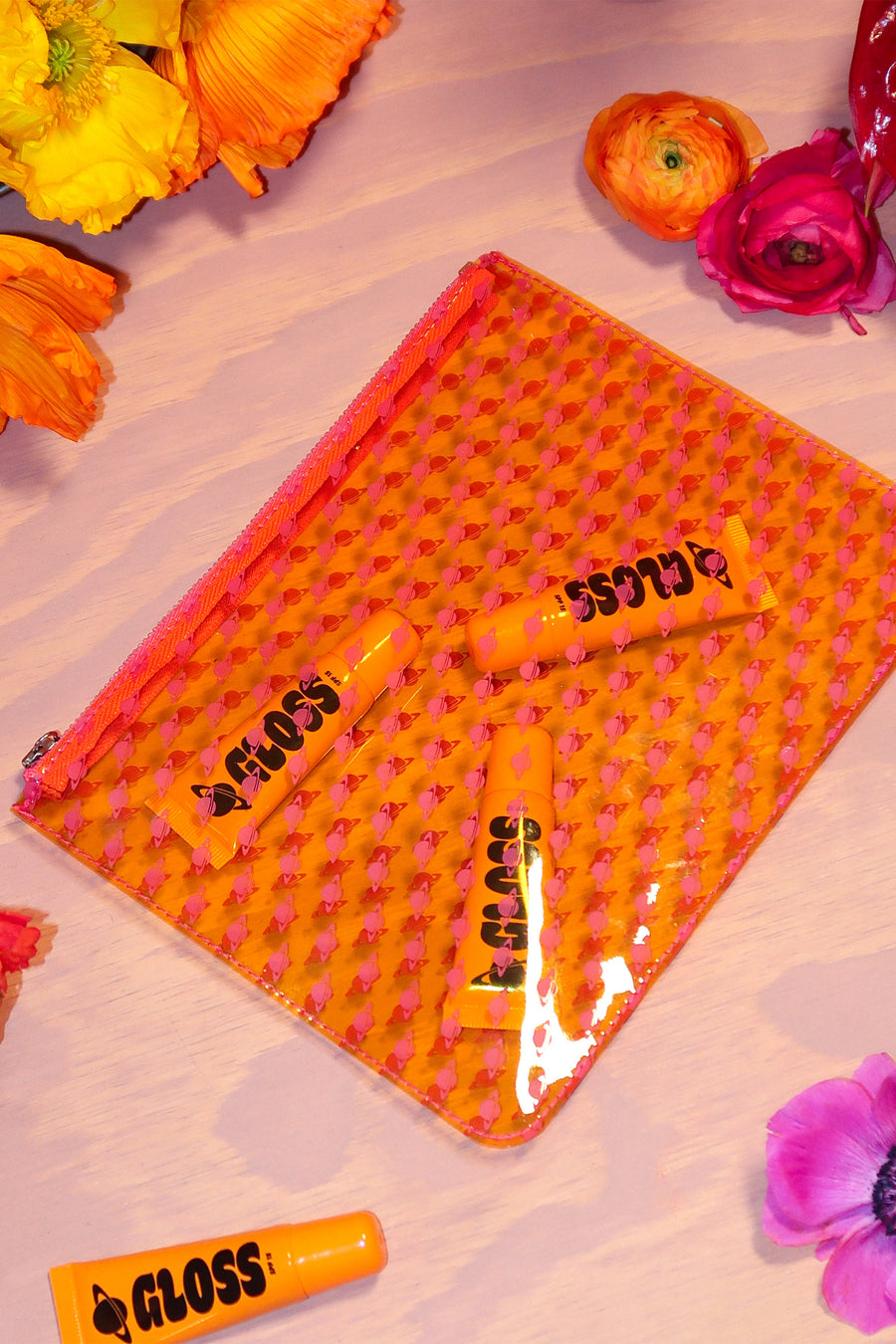 POUCH1