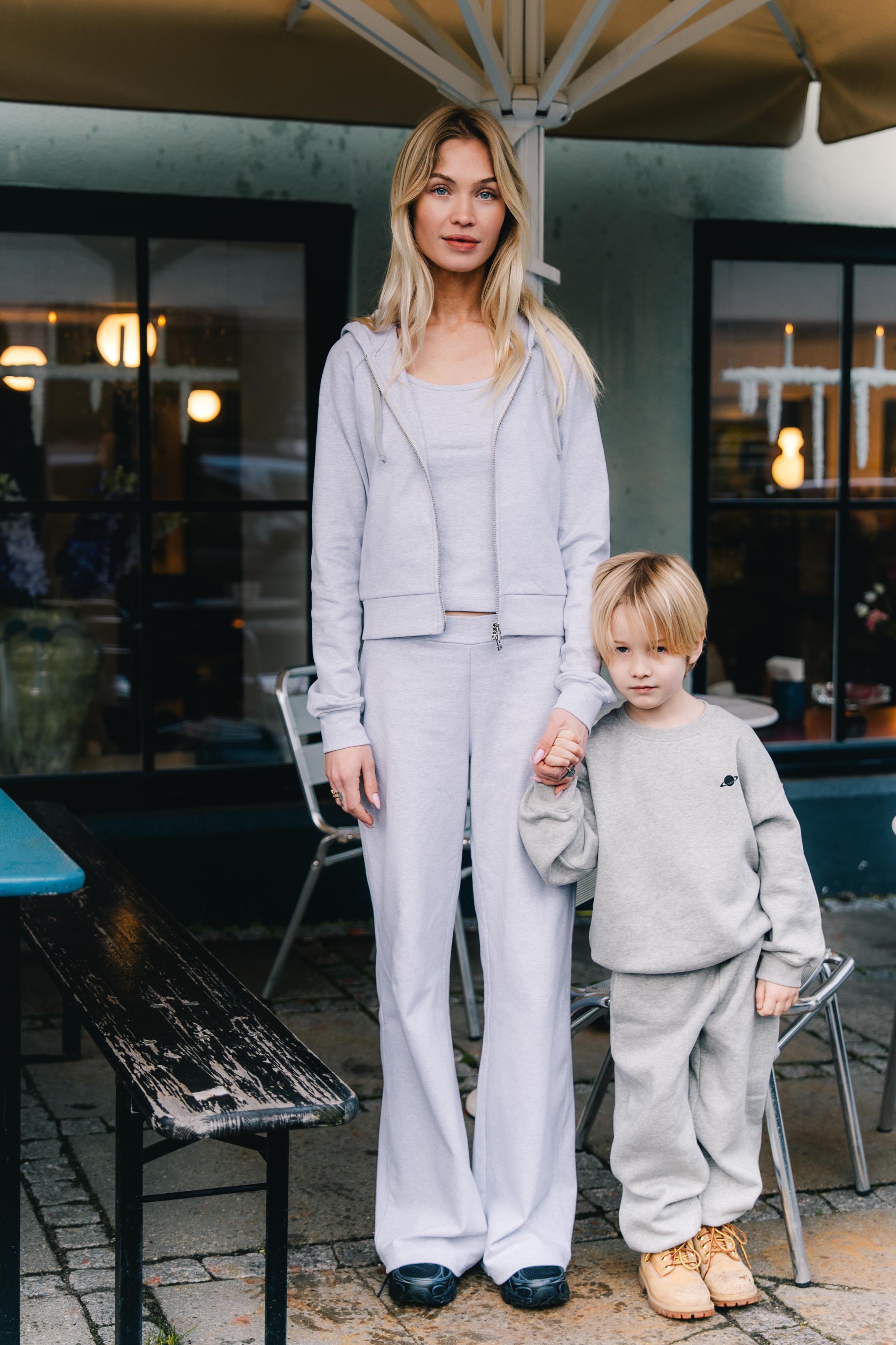 Sky1 Zip Hoodie Comfort – Planet Nusa