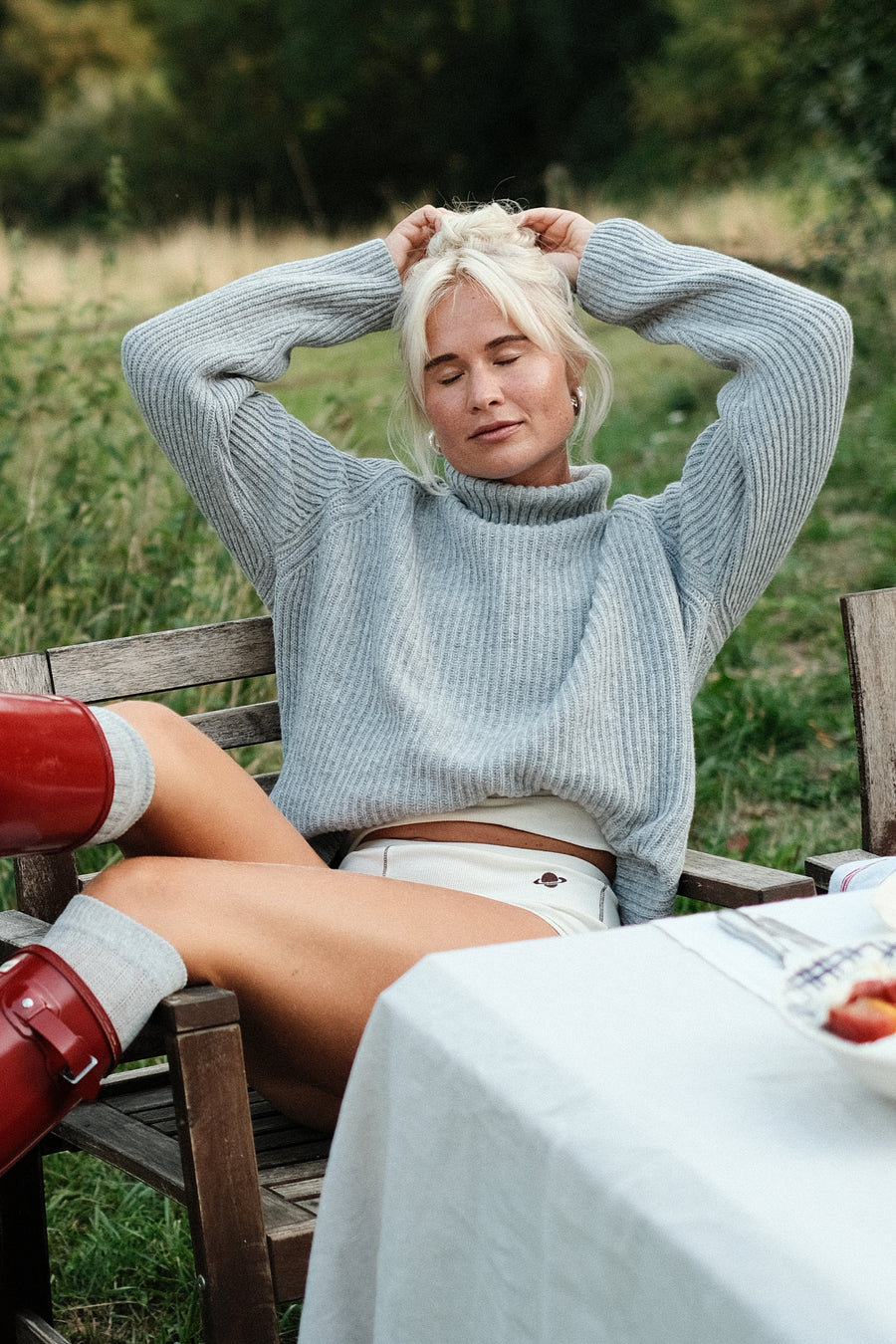 HIDEAWAY1 SWEATER