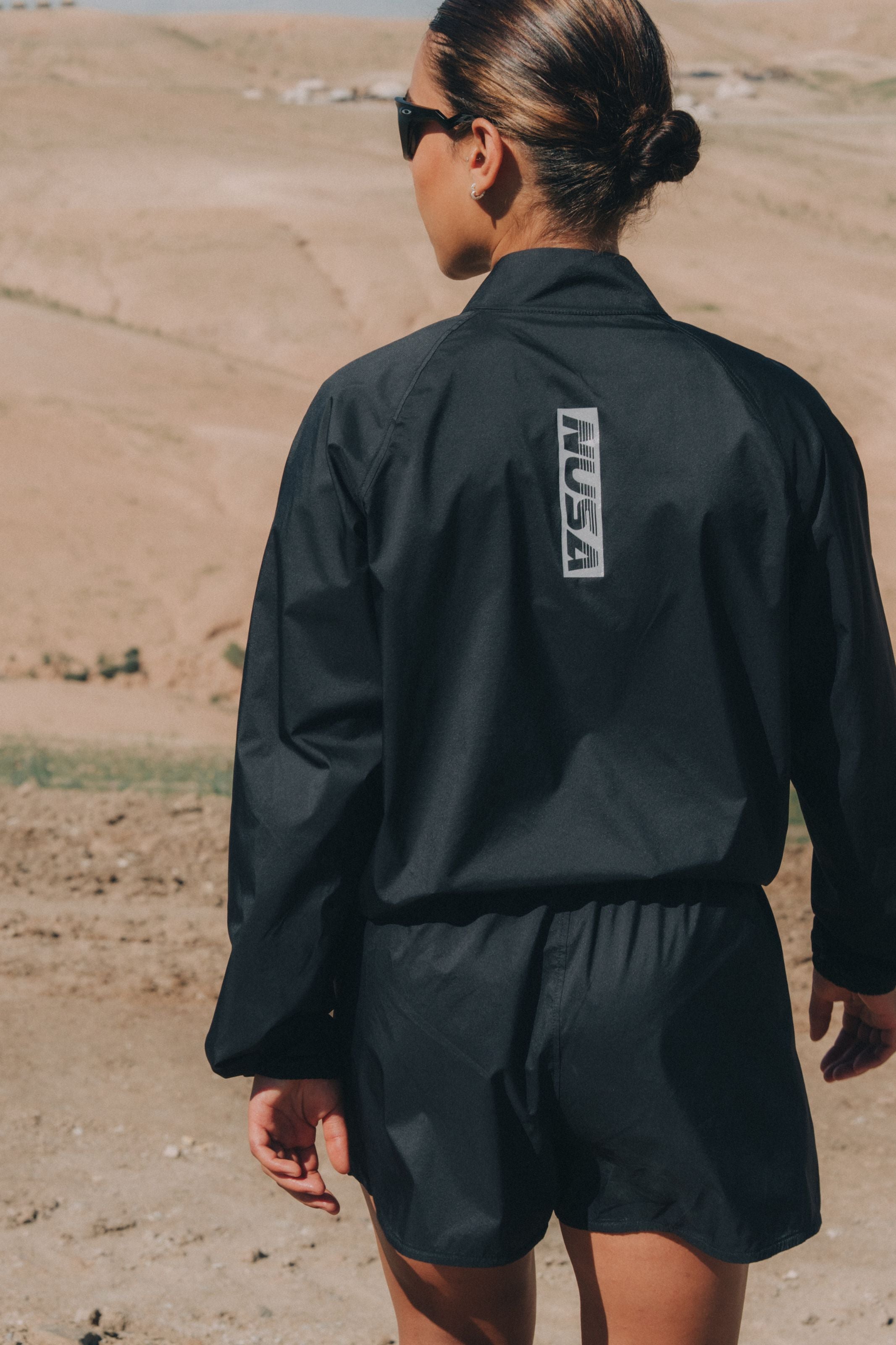 Women's Runners1 Jacket - Black - Planet Nusa