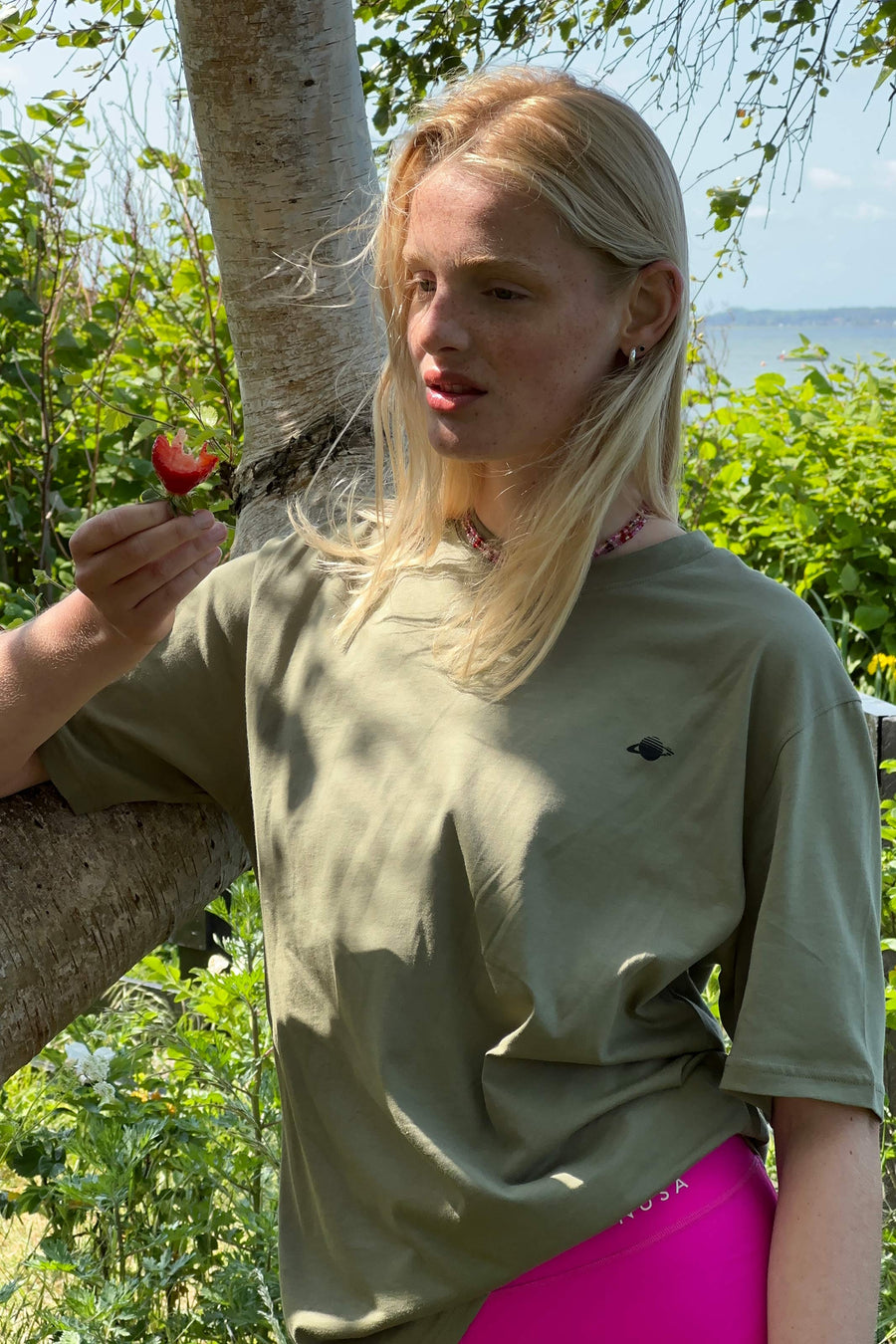 SKATE1 TEE